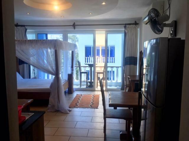 Bamburi Beach Studio Apartment B41 Eksteriør billede