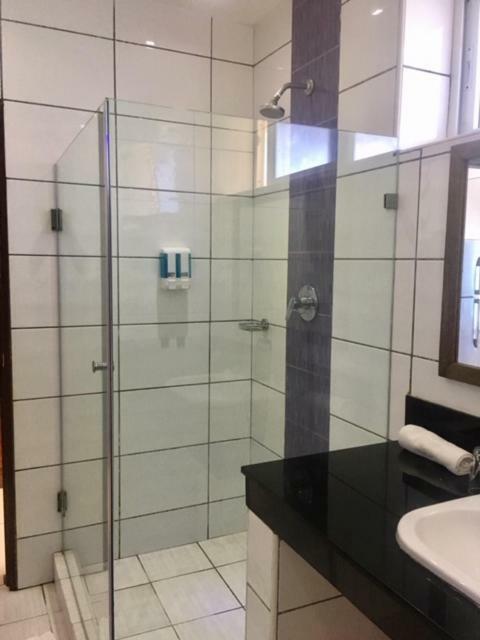 Bamburi Beach Studio Apartment B41 Eksteriør billede